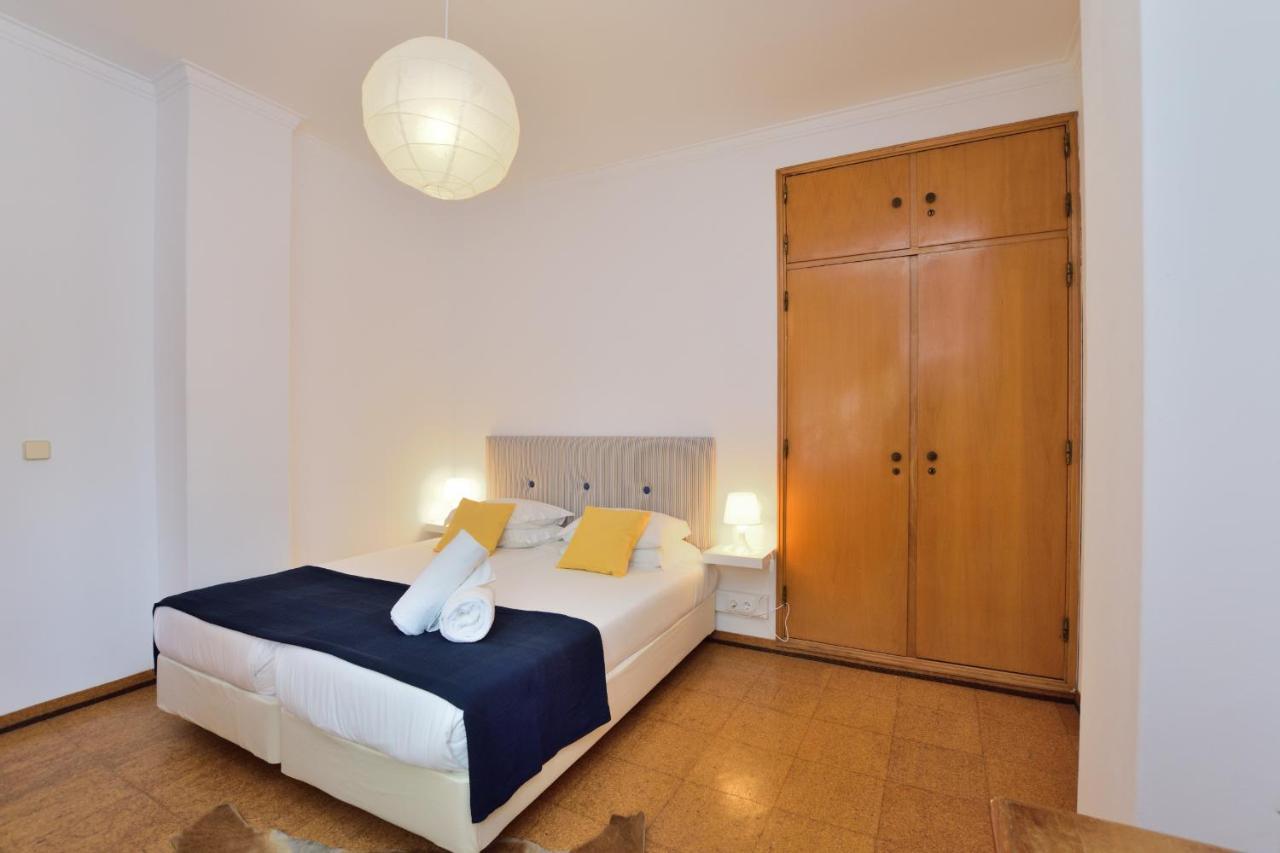Palmeiras Beach Apartment Коста да Капарика Екстериор снимка
