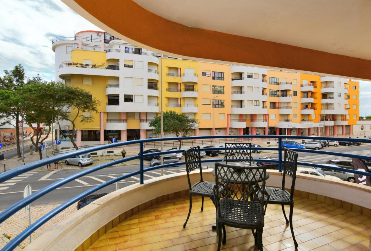 Palmeiras Beach Apartment Коста да Капарика Екстериор снимка